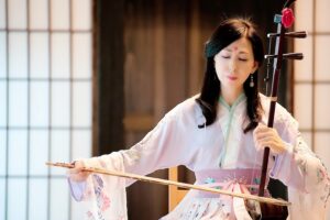 小林亜希子：二胡奏者