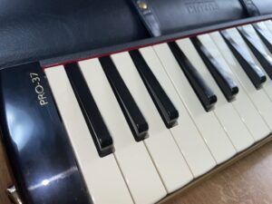 鍵盤ハーモニカ